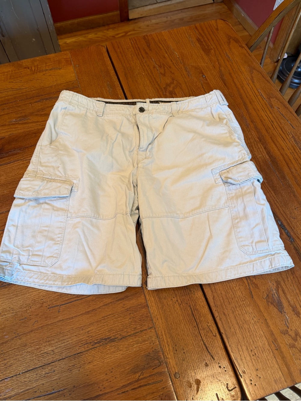 Timberland Beige Cargo Shorts with Multiple Pockets